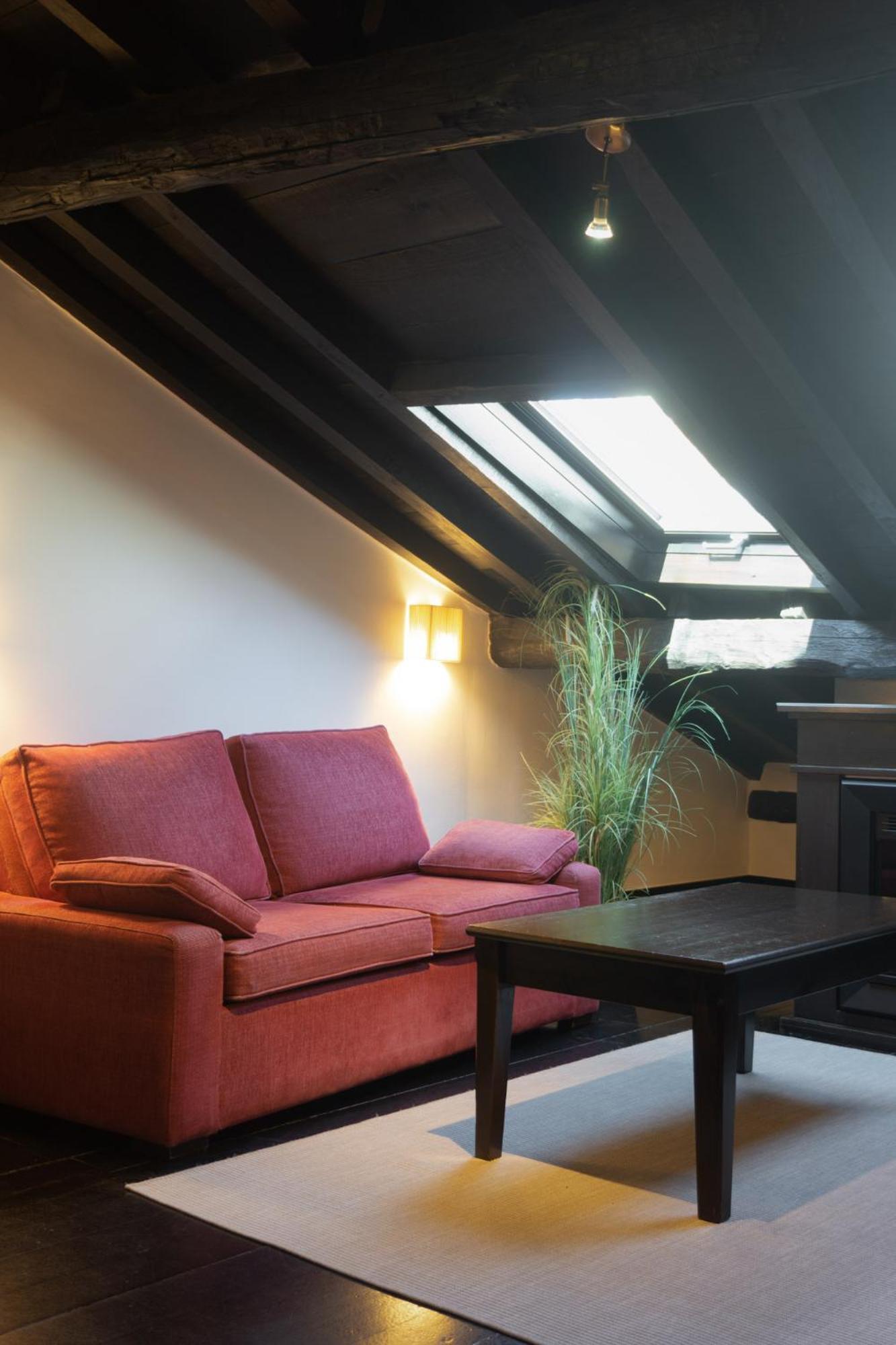 La Plaza Apartment